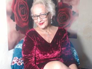 DivaDiamondsIrene - Live sex cam - 19169834