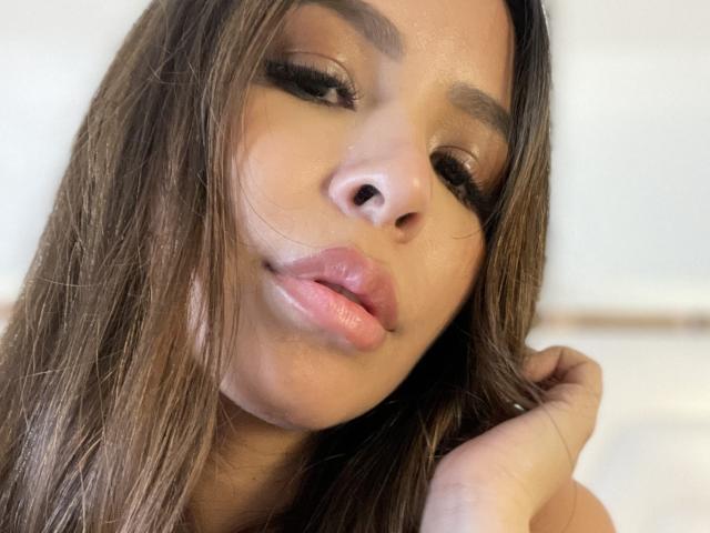 MeganWisse - Live sex cam - 19171918