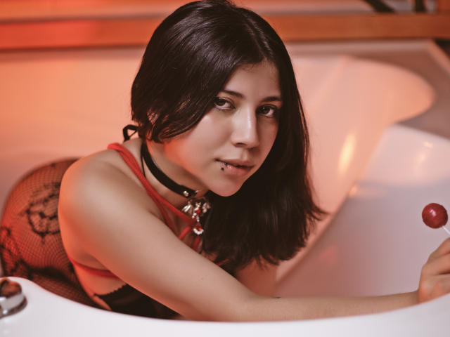 EmilyMalhore - Sexe cam en vivo - 19179078