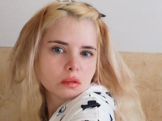 StarCassie - Live sex cam - 19182286