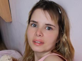 StarCassie - Live porn &amp; sex cam - 19182326