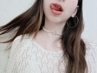 WollyMolly - Live Sex Cam - 19185818