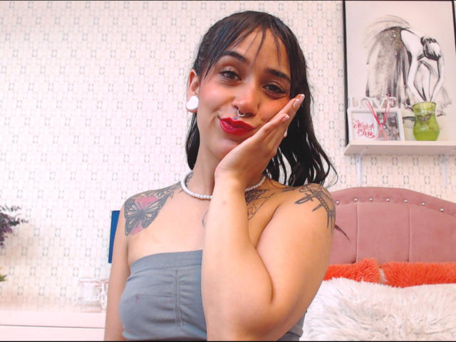 ZaraJoy - Live porn &amp; sex cam - 19189346