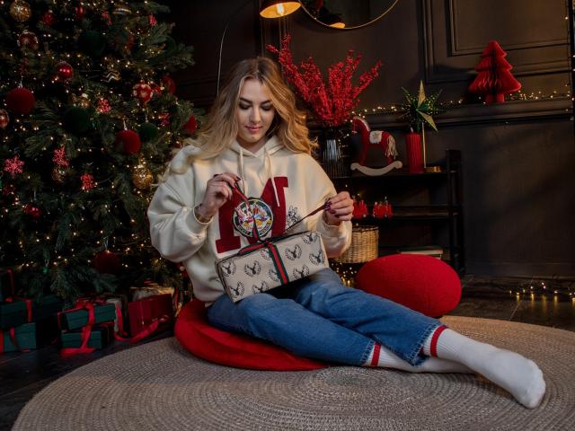 KaleyReed - Live sex cam - 19199462