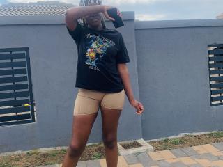 LiahNym - Live porn &amp; sex cam - 19201270