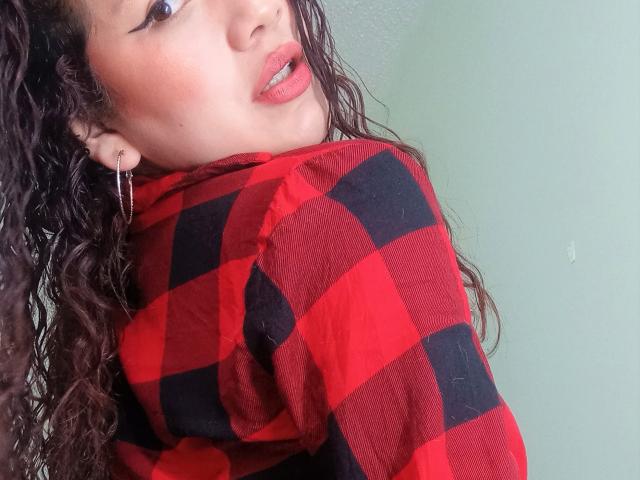 VeronicaHot69 - Live porn &amp; sex cam - 19203146