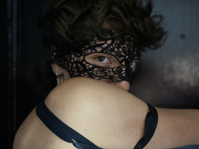 KittyBlons - Live sex cam - 19204990