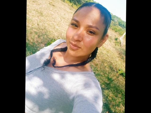 MelaniMouille - Sexe cam en vivo - 19224038