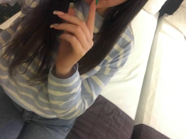 Fellinia - Live sex cam - 19224758