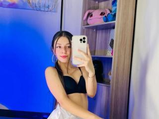 EmmaMonserrat - Live porn & sex cam - 19225358