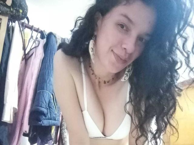 RebekaHoti - Live Sex Cam - 19227078
