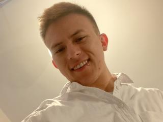 BastianC - Live Sex Cam - 19229262