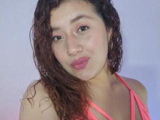 VeronicaHot69 - Live porn &amp; sex cam - 19237770