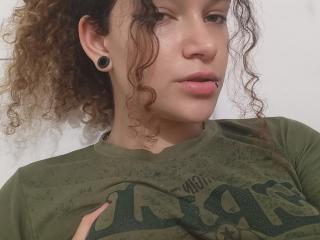 WendyBeckerX - Live sex cam - 19240334