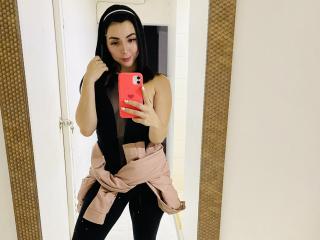 ValeryLombardi - Live porn & sex cam - 19245850