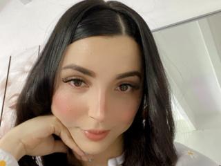 ValeryLombardi - Live porn & sex cam - 19245862