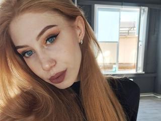 LuckyLisa - Live sex cam - 19246382