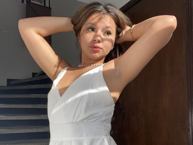 AlessiaFerry - Live sex cam - 19246646