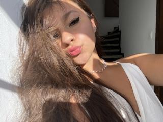 AlessiaFerry - Live sex cam - 19246702