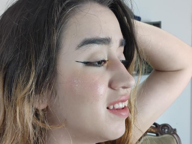 SharonGinebra - Live sexe cam - 19252746