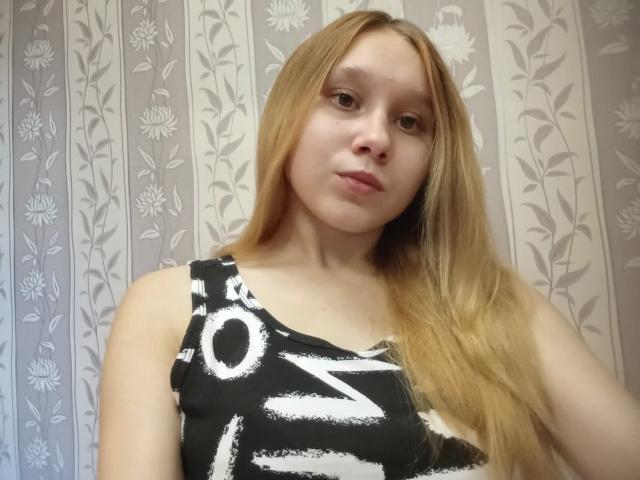 AlisaUStanley - Live sex cam - 19256610