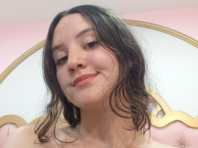 ChloeDulce - Live Sex Cam - 19262566