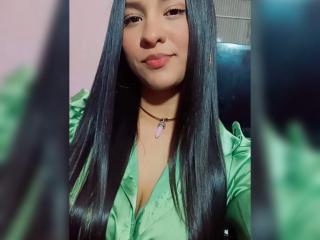 MelanieHils - Live porn & sex cam - 19265482