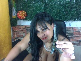 MichelleBrito - Live Sex Cam - 19280198