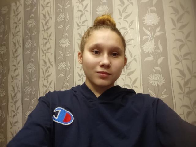 AlisaUStanley - Live sex cam - 19282490