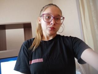 AlisaUStanley - Live sex cam - 19282494