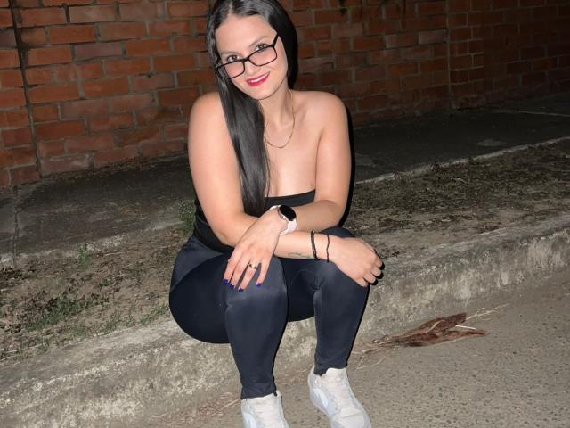 CelesteRose - Live sex cam - 19286618