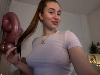 AlikaJeff - Live Sex Cam - 19297582