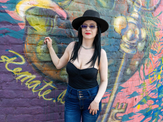 AlanaMoneth - Live sex cam - 19311810