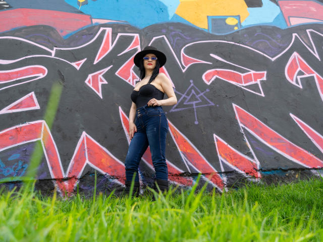 AlanaMoneth - Live Sex Cam - 19311846