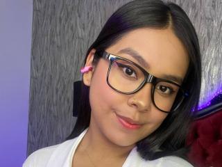 EmilySand - Live sex cam - 19313410