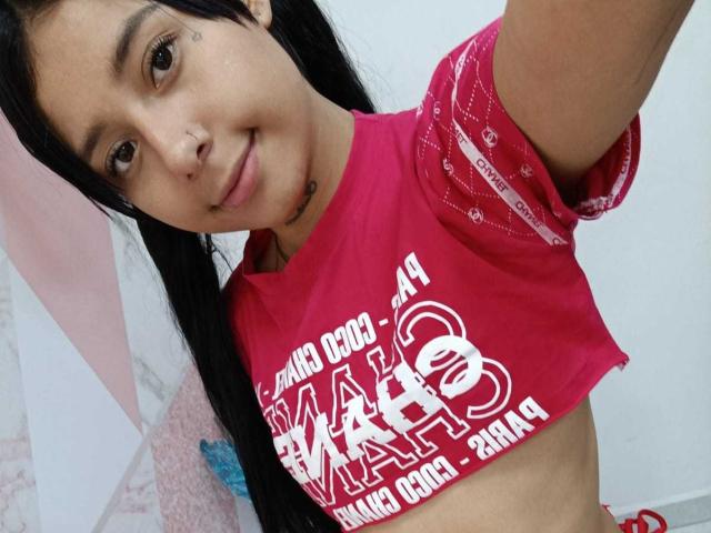 NinaDiaz - Live porn &amp; sex cam - 19321846