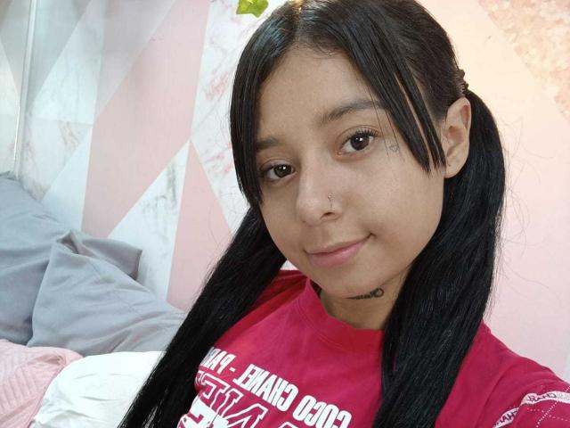 NinaDiaz - Live porn &amp; sex cam - 19321854