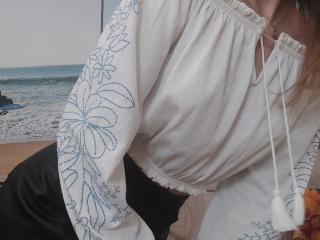 MilaYanis - Live sex cam - 19327518