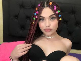NicoleRouss - Live sex cam - 19333638
