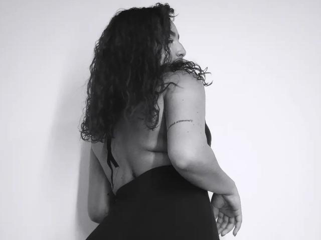 SaraSpanic - Sexe cam en vivo - 19345338