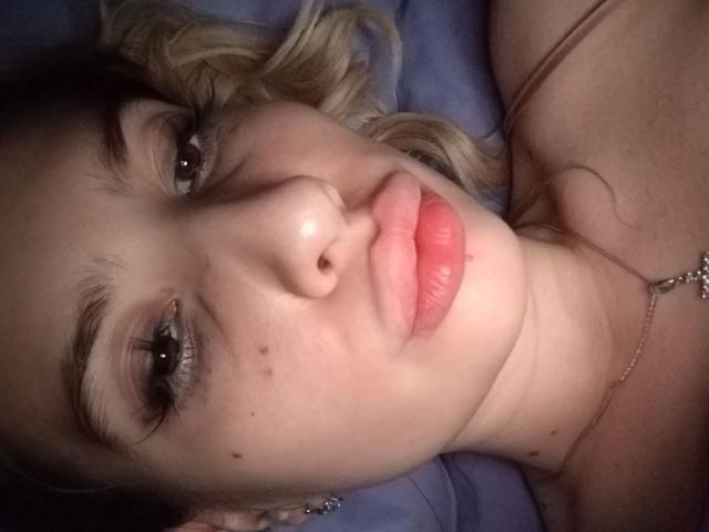 ElzaKom - Sexe cam en vivo - 19351470