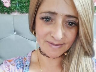 AlessadraJones - Live porn & sex cam - 19366190