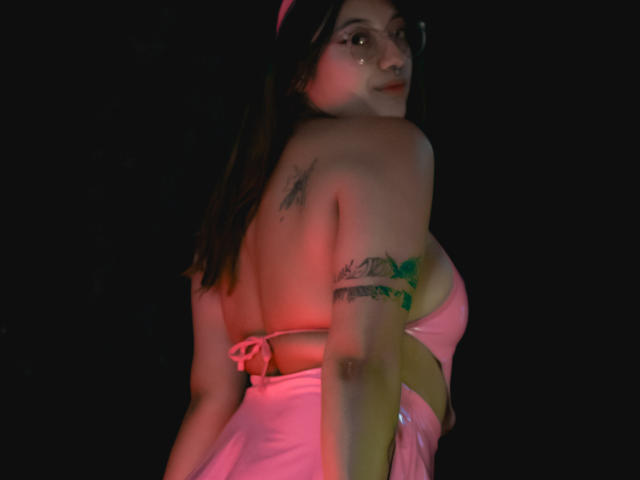 SofiOliveira - Live sex cam - 19369930