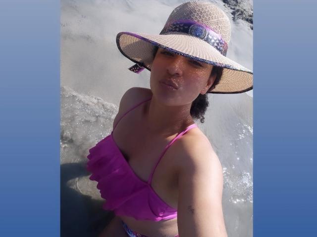 MelaniMouille - Sexe cam en vivo - 19370390