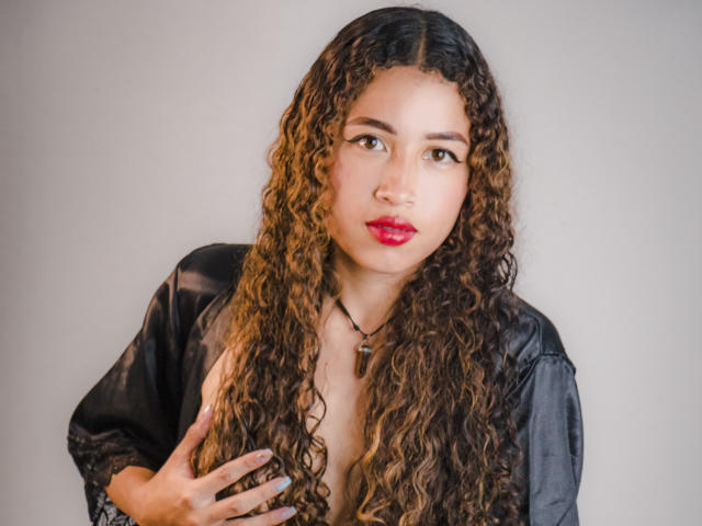 AfroditaDangelo - Live sex cam - 19371758