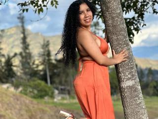 SerenaWillow - Live sex cam - 19372738