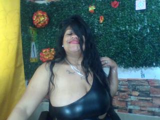 MichelleBrito - Live sex cam - 19373290