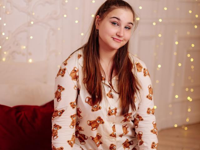 AlexHoliday - Live Sex Cam - 19378014