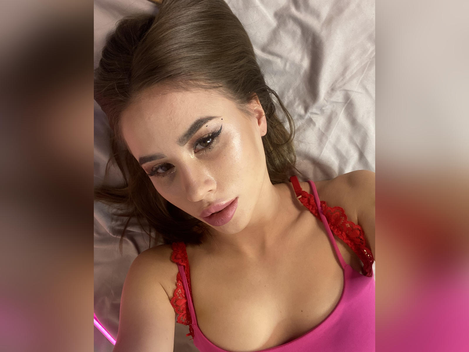 EllaLew - Live porn &amp; sex cam - 19379362