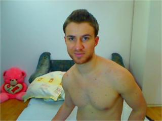 OneSexyGuy - Webcam exciting with this chocolate like hair Men sexually attracted to the same sex 